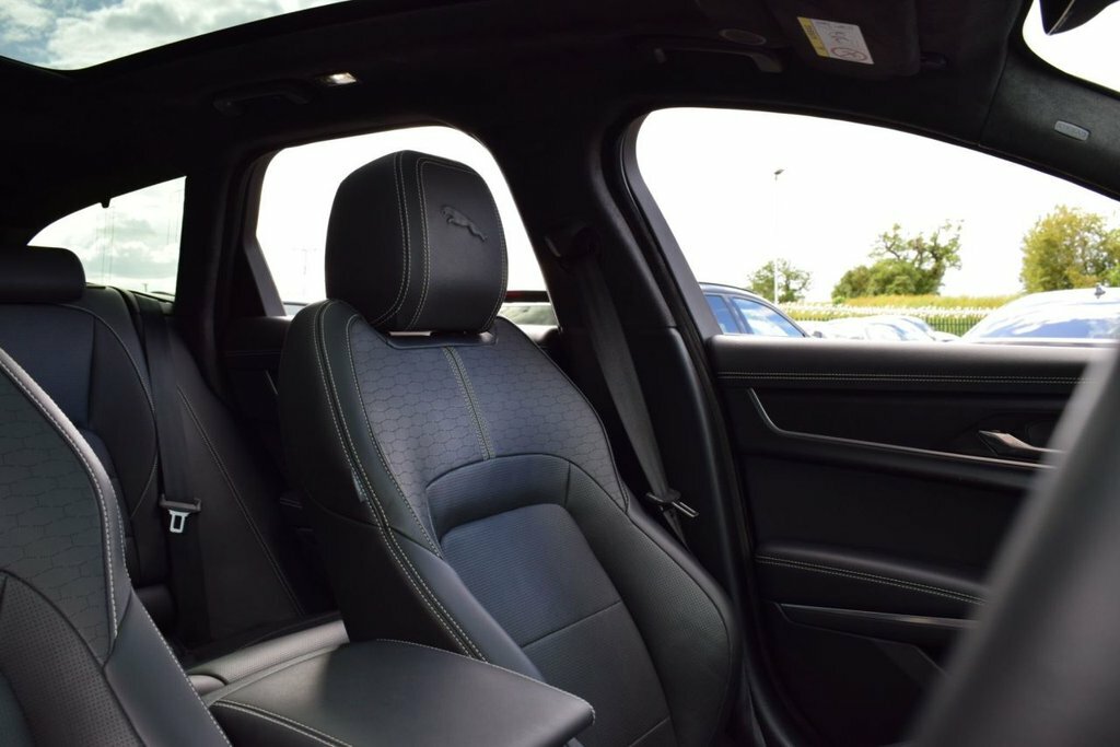 Jaguar XF 2L R-dynamic Hse Black Green #5