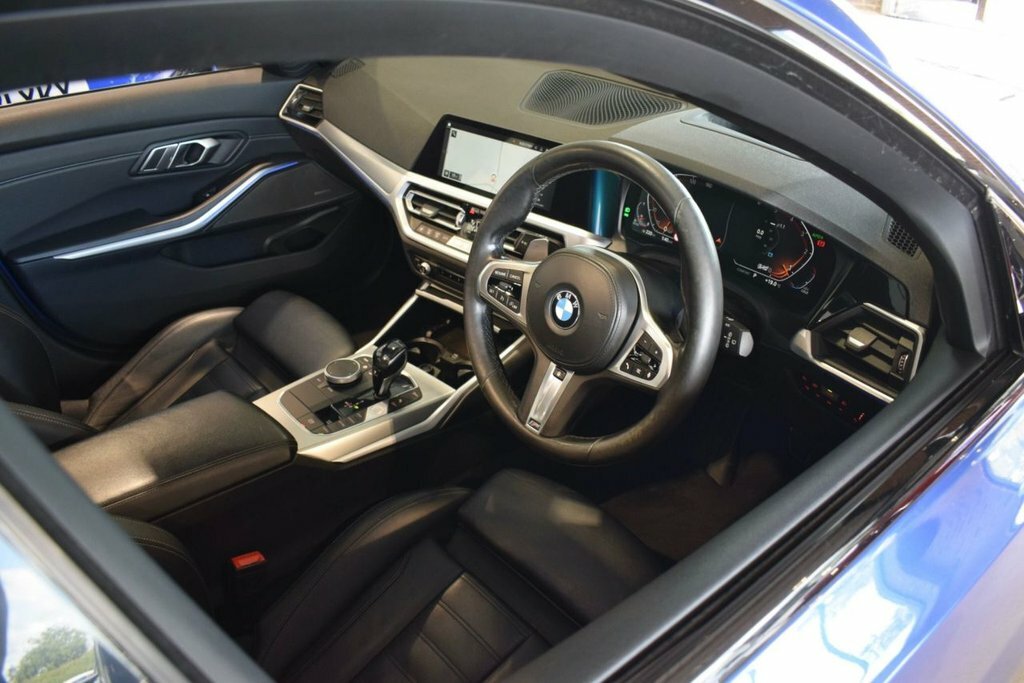 BMW 3 Series 2L M Sport RE20MLX Blue #3