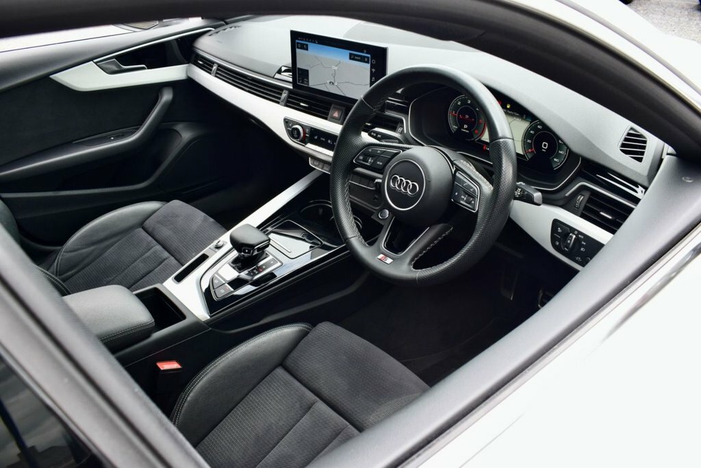 Audi A5 2L S Line GK23EOF White #3