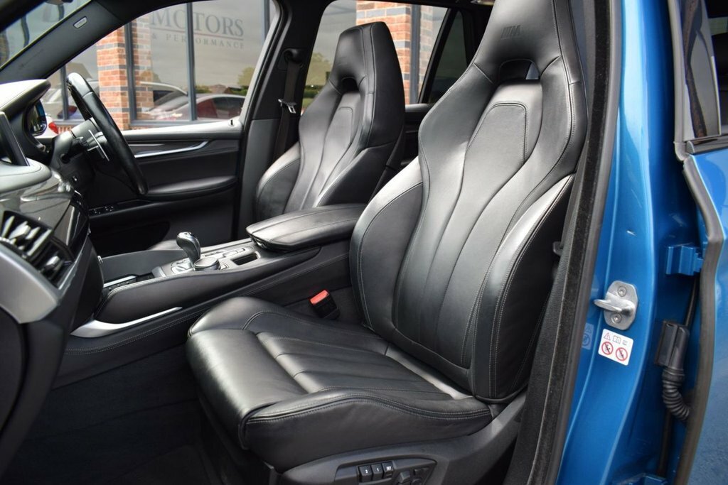 BMW X5 M M Sport Black #32