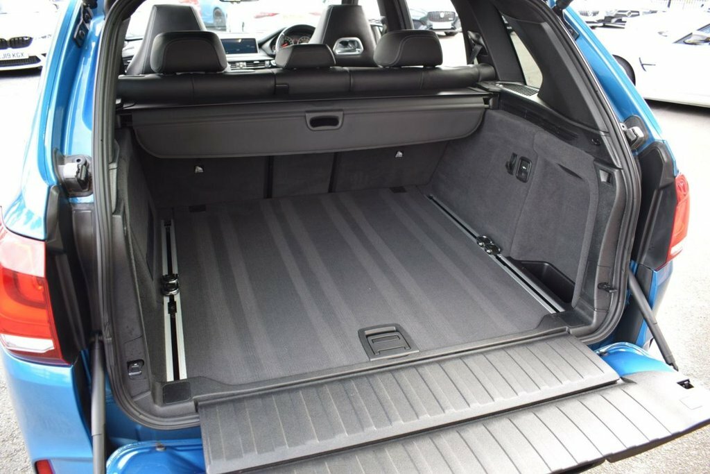 BMW X5 M M Sport Black #25