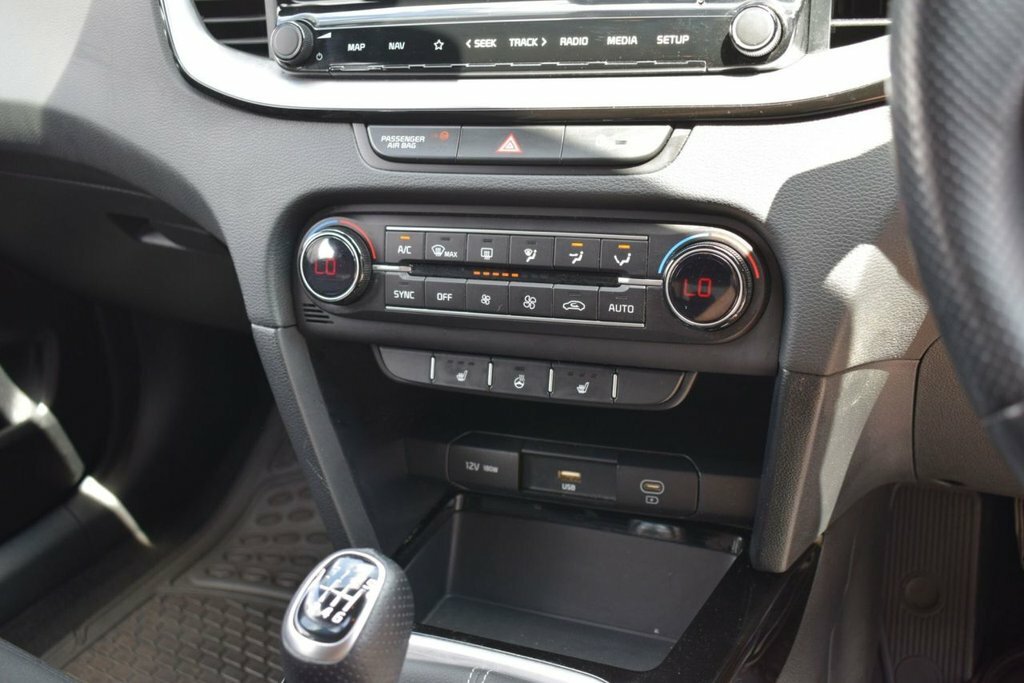 Kia Ceed 1.5 T-gdi 158 Bhp 3 Vq Silver #19