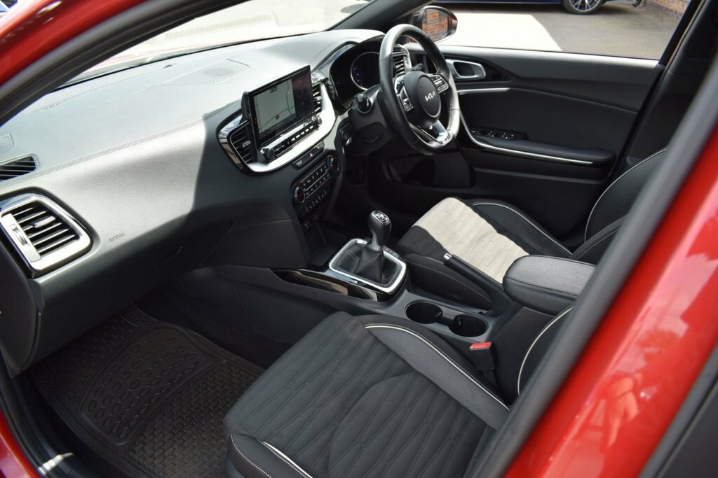 Kia Ceed 1.5 T-gdi 158 Bhp 3 Vq Silver #31