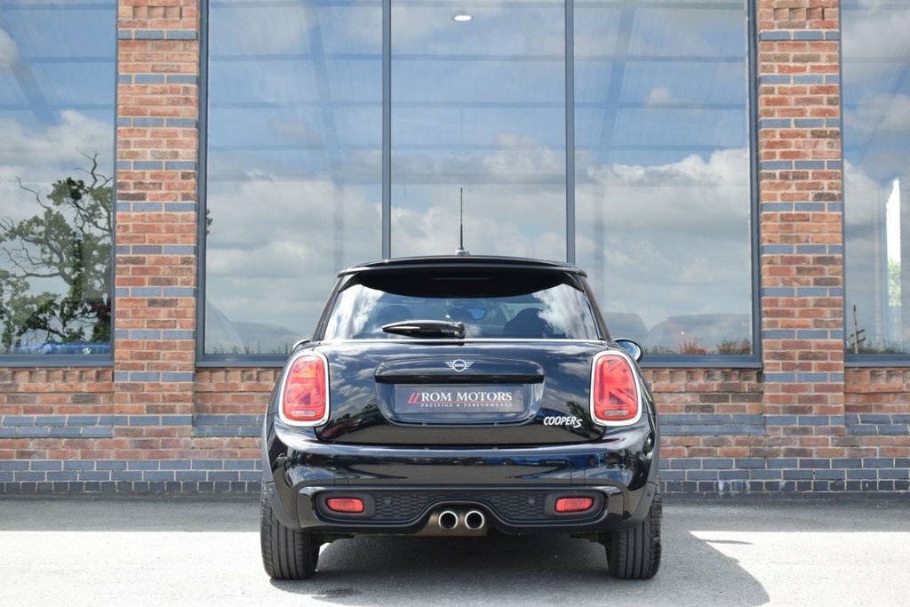 Mini Hatch 2L Cooper S YT68SZG Black #6