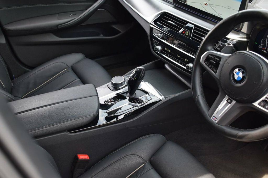 BMW 5 Series 530E M Sport Pro Pack Grey #7