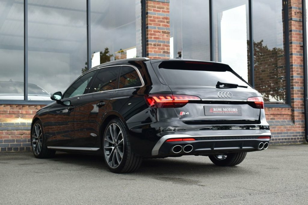 Audi S4 3L Black Edition Red #43