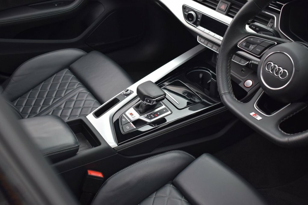 Audi S4 3L Black Edition Red #7