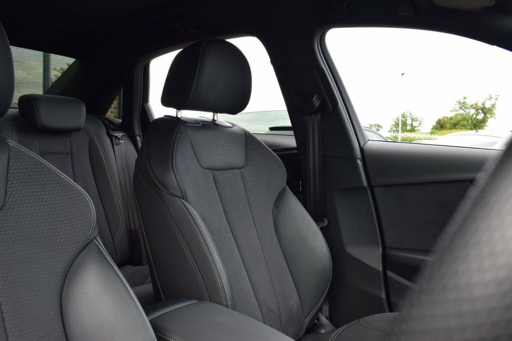 Audi A4 2L Black Edition Black #5