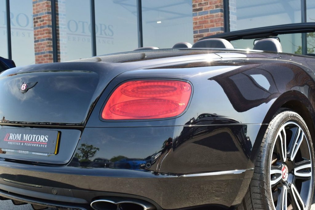 Bentley Continental 6.0 W12 Gtc Speed Convertible 4Wd Red #45