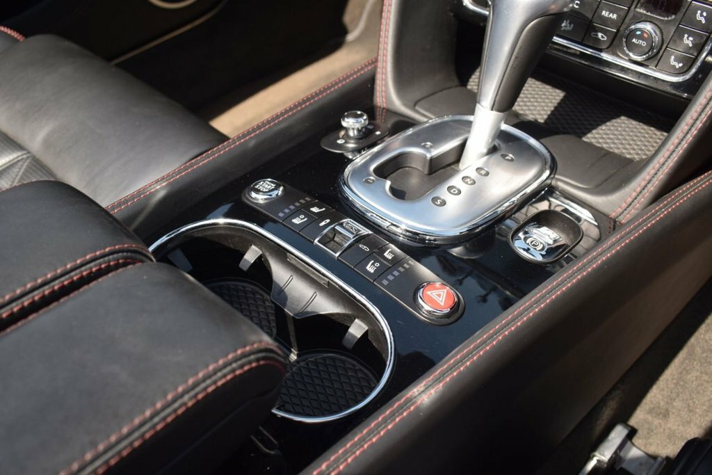 Bentley Continental 6.0 W12 Gtc Speed Convertible 4Wd Red #17