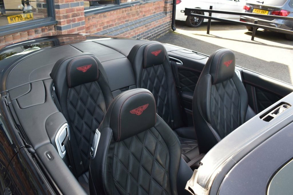 Bentley Continental 6.0 W12 Gtc Speed Convertible 4Wd Red #21