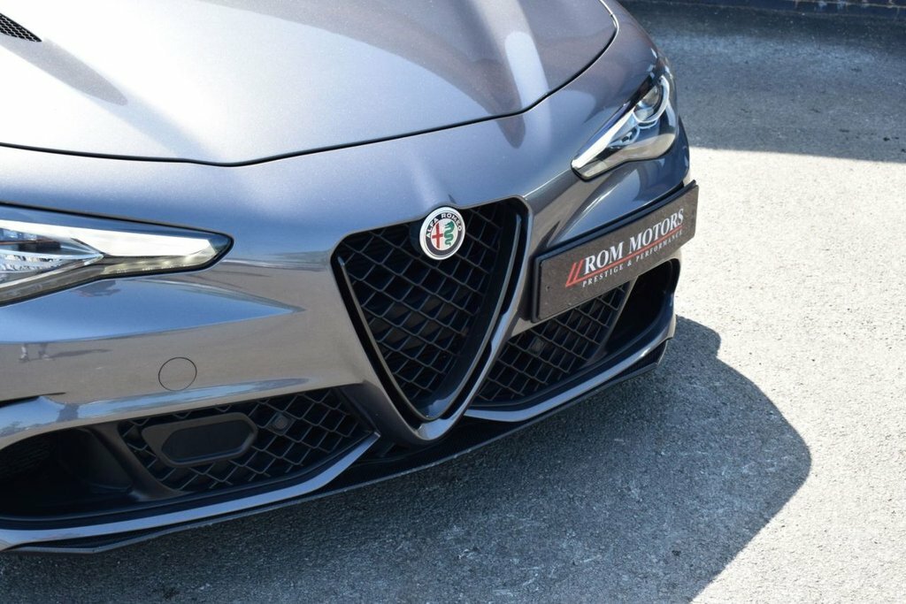 Alfa Romeo Giulia 2.0 Tb Veloce 277 Bhp Blue #48