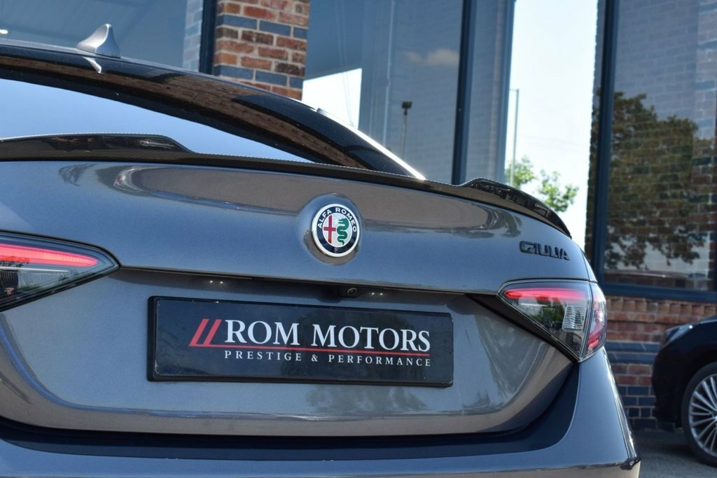 Alfa Romeo Giulia 2.0 Tb Veloce 277 Bhp Blue #34