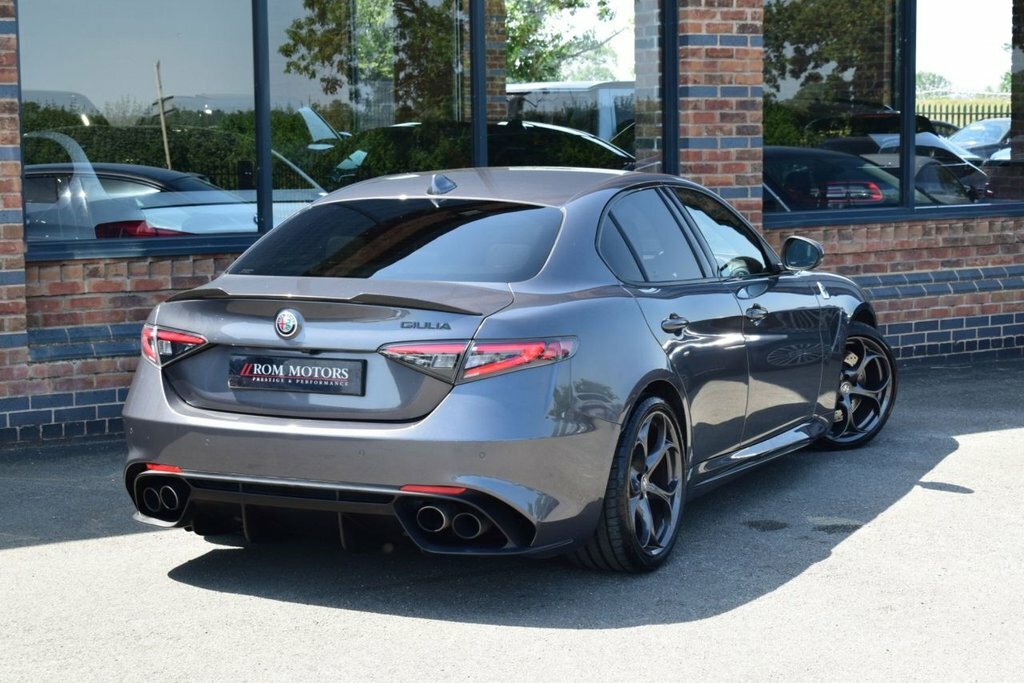 Alfa Romeo Giulia 2.0 Tb Veloce 277 Bhp Blue #47