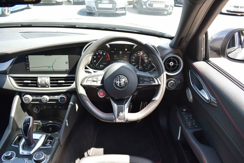 Alfa Romeo Giulia 2.0 Tb Veloce 277 Bhp Blue #23