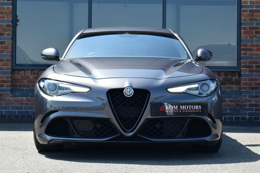 Alfa Romeo Giulia 2.0 Tb Veloce 277 Bhp Blue #39