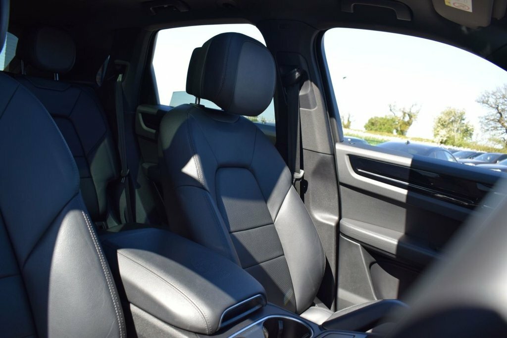 Porsche Cayenne 3.0 V6 E-hybrid 14.1Kwh Coupe Plug-in H Silver #7