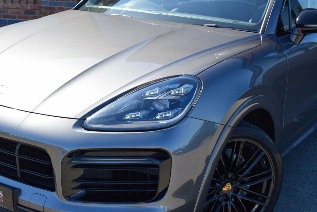 Porsche Cayenne 3.0 V6 E-hybrid 14.1Kwh Coupe Plug-in H Silver #31