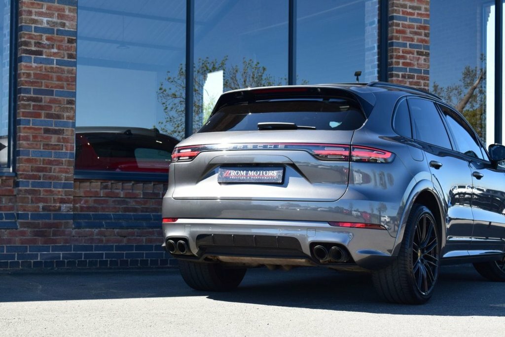 Porsche Cayenne 3.0 V6 E-hybrid 14.1Kwh Coupe Plug-in H Silver #49