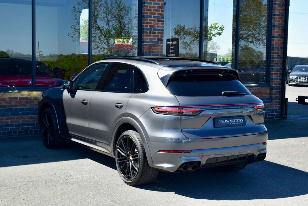 Porsche Cayenne 3.0 V6 E-hybrid 14.1Kwh Coupe Plug-in H Silver #46