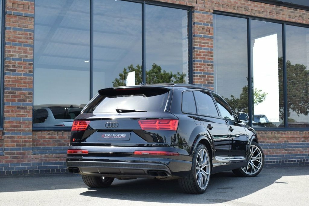 Audi SQ7 Suv Black #2