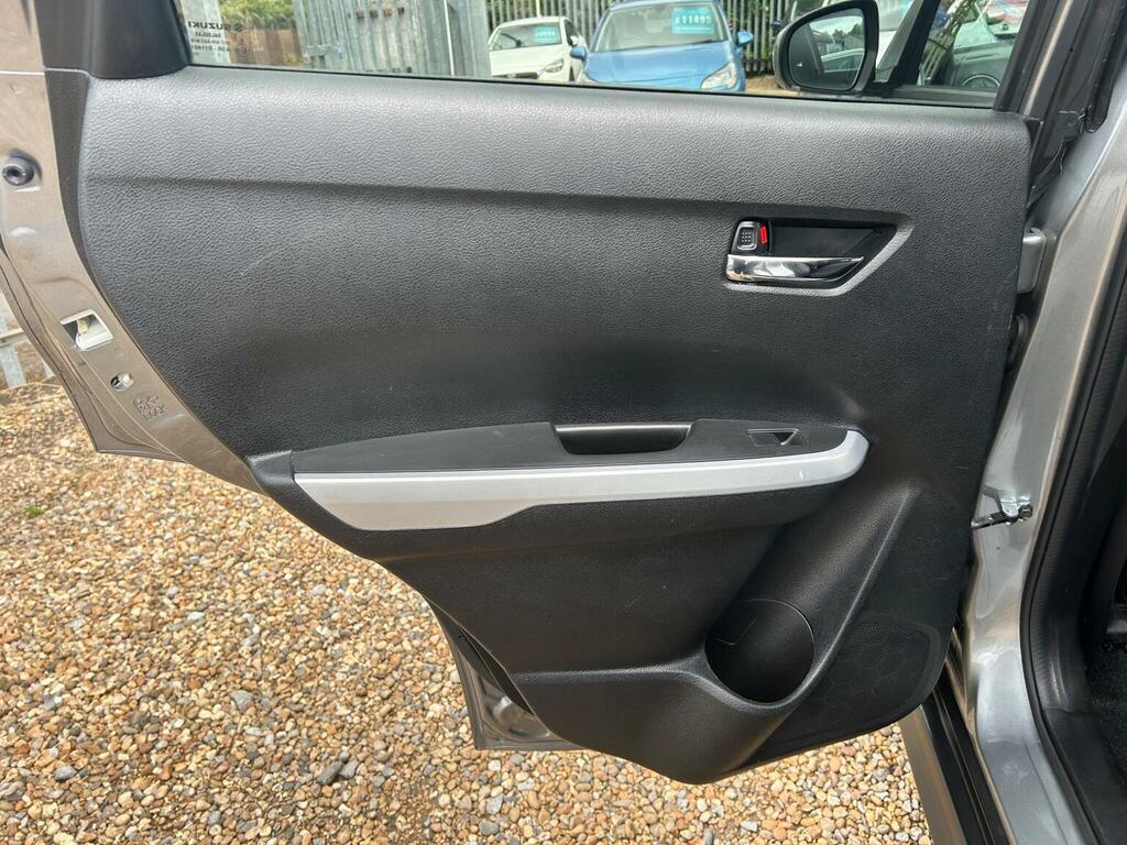 Suzuki Vitara 1.6L Sz-t Red #34