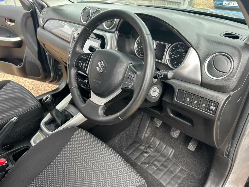 Suzuki Vitara 1.6L Sz-t Red #28