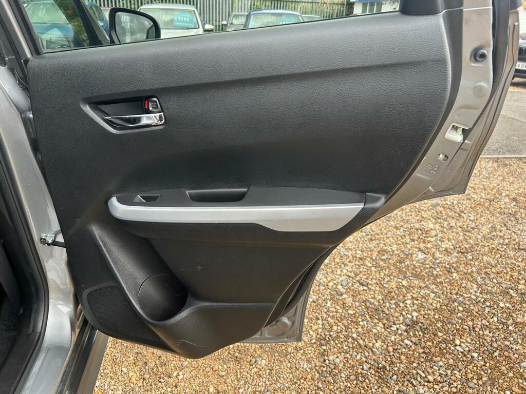 Suzuki Vitara 1.6L Sz-t Red #36