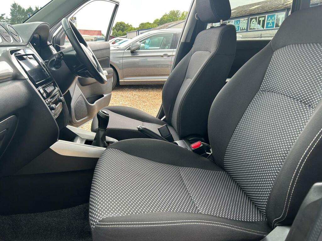 Suzuki Vitara 1.6L Sz-t Red #32