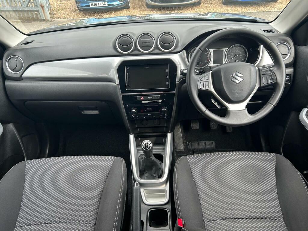 Suzuki Vitara 1.6L Sz-t Red #40