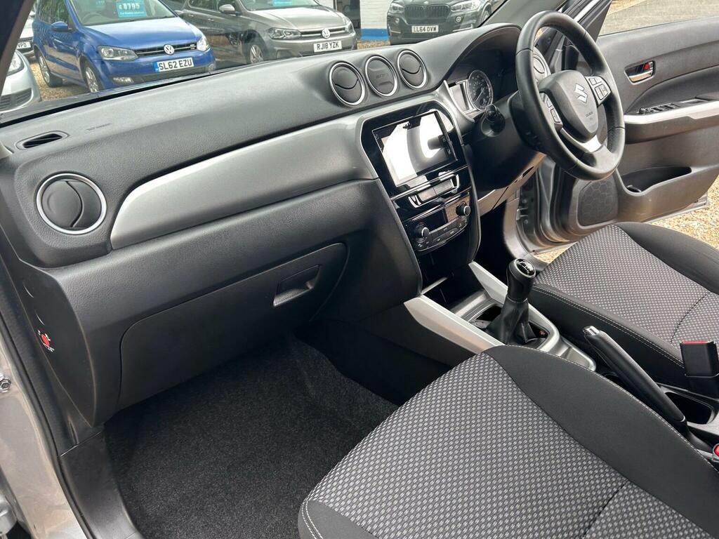 Suzuki Vitara 1.6L Sz-t Red #31