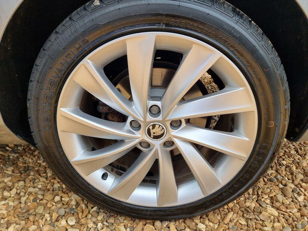 Skoda Superb 2L Sportline Grey #22