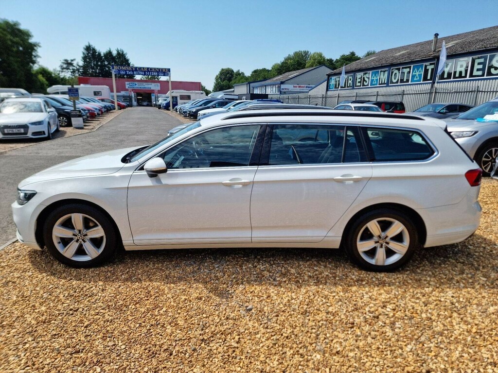 Volkswagen Passat 2.0 Tdi Evo Se Nav Dsg Euro 6 Ss GL69URK White #4