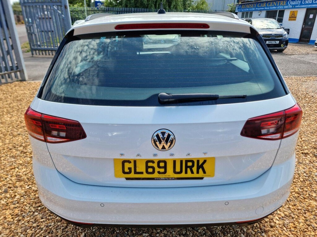 Volkswagen Passat 2.0 Tdi Evo Se Nav Dsg Euro 6 Ss GL69URK White #6