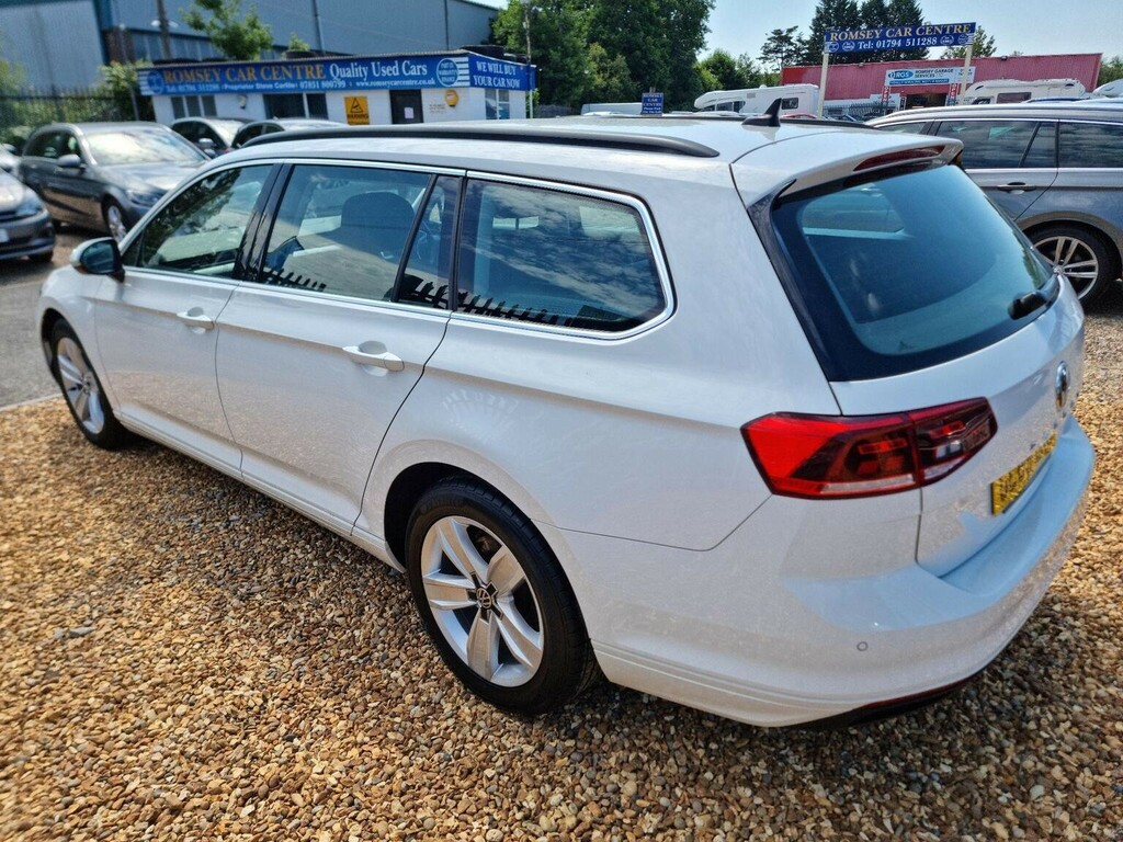Volkswagen Passat 2.0 Tdi Evo Se Nav Dsg Euro 6 Ss GL69URK White #5