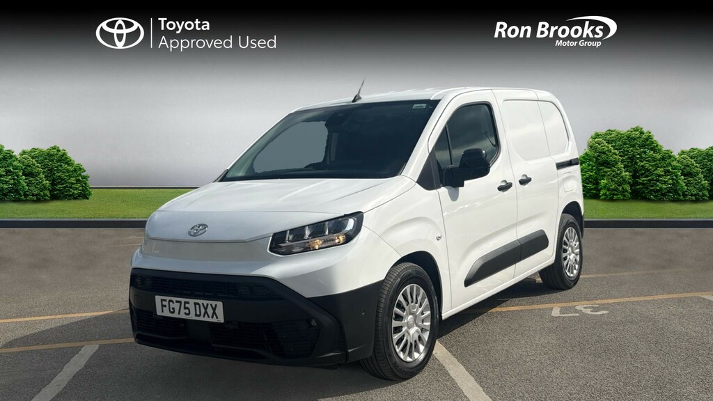 Toyota Proace City 50Kwh Icon Short Panel Van White #3