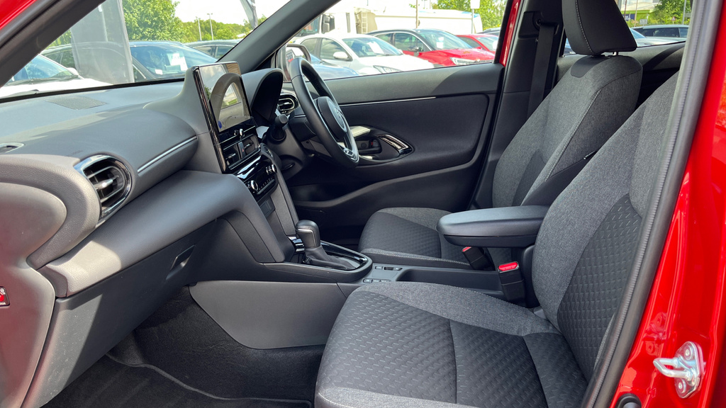Toyota Yaris Cross 1.5 Vvt-h Design E-cvt Eur FL74ECZ Red #5
