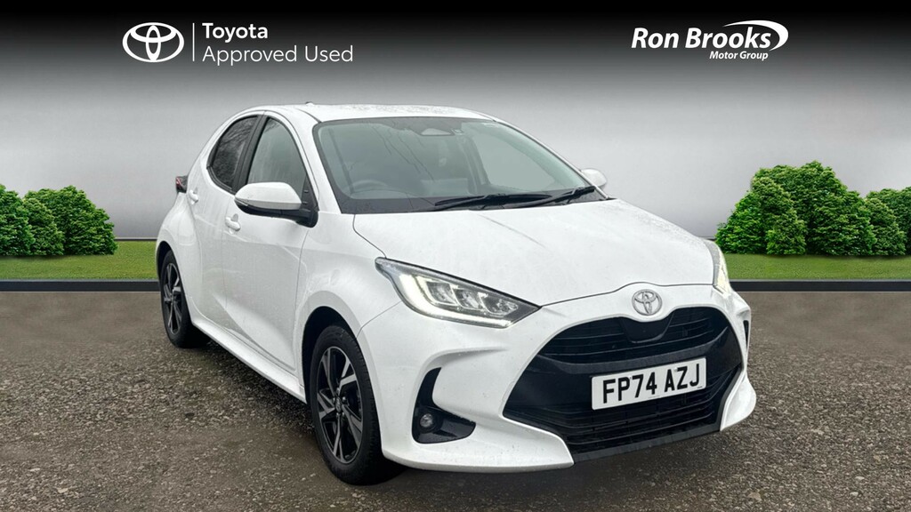 Toyota Yaris 1.5 Vvt-h Design E-cvt Eur White