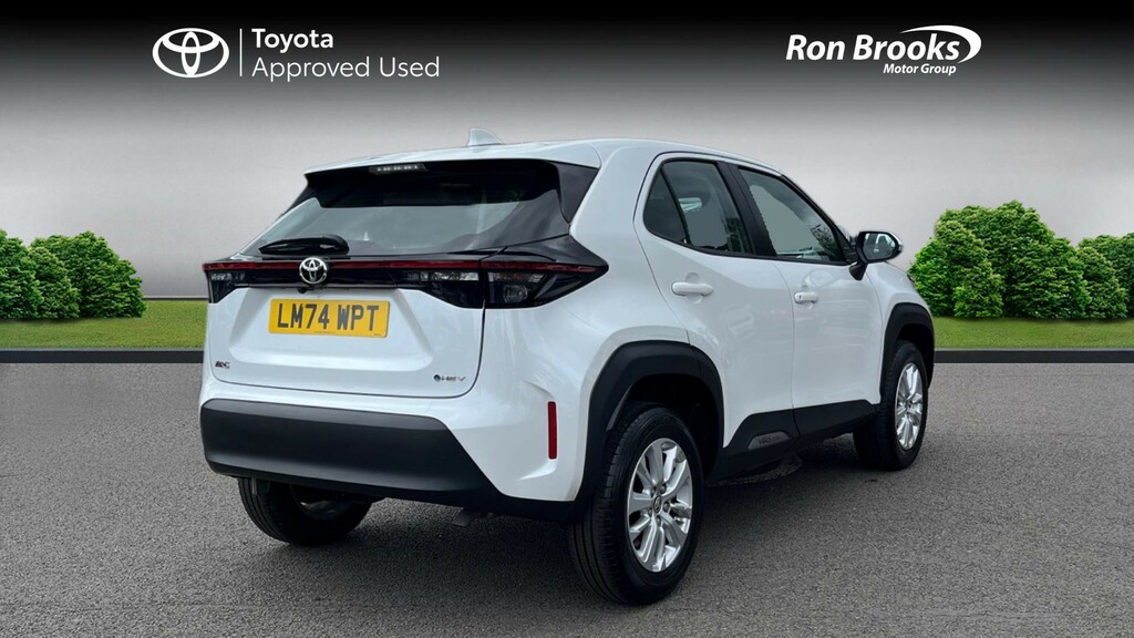 Toyota Yaris Cross 1.5 Vvt-h Icon E-cvt Euro LM74WPT White #2