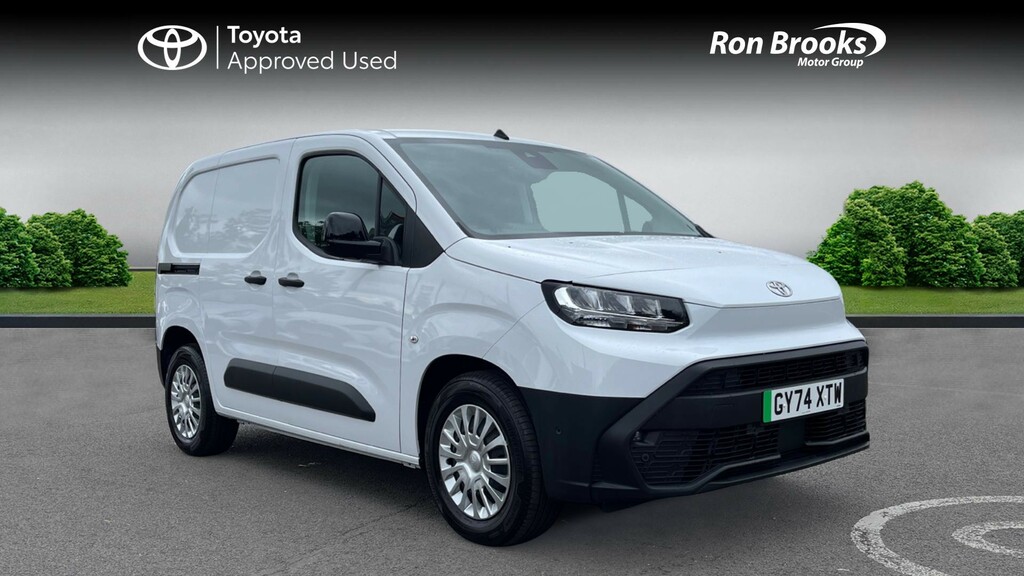 Toyota Proace City 50Kwh Icon Short Panel Van White