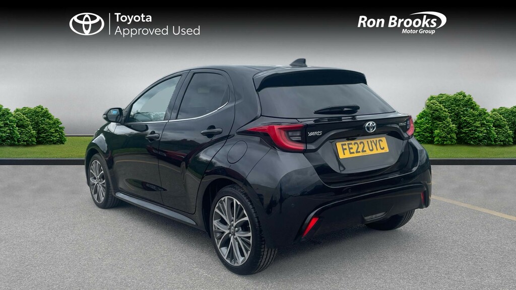 Toyota Yaris 1.5 Vvt-h Excel E-cvt Euro FE22UYC Black #4