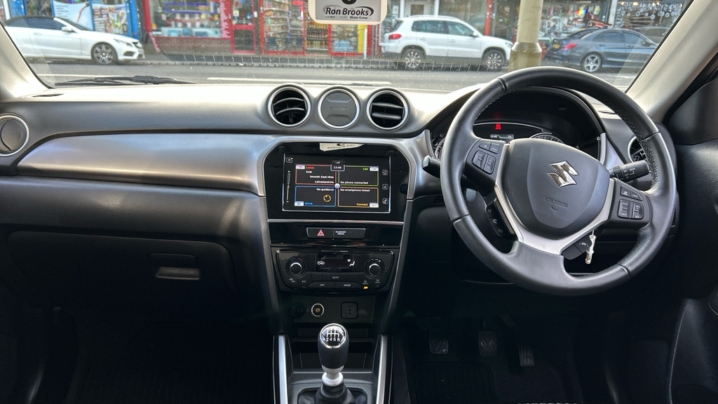 Suzuki Vitara 1.4 Boosterjet Mhev Sz-t E SL72KEU White #5