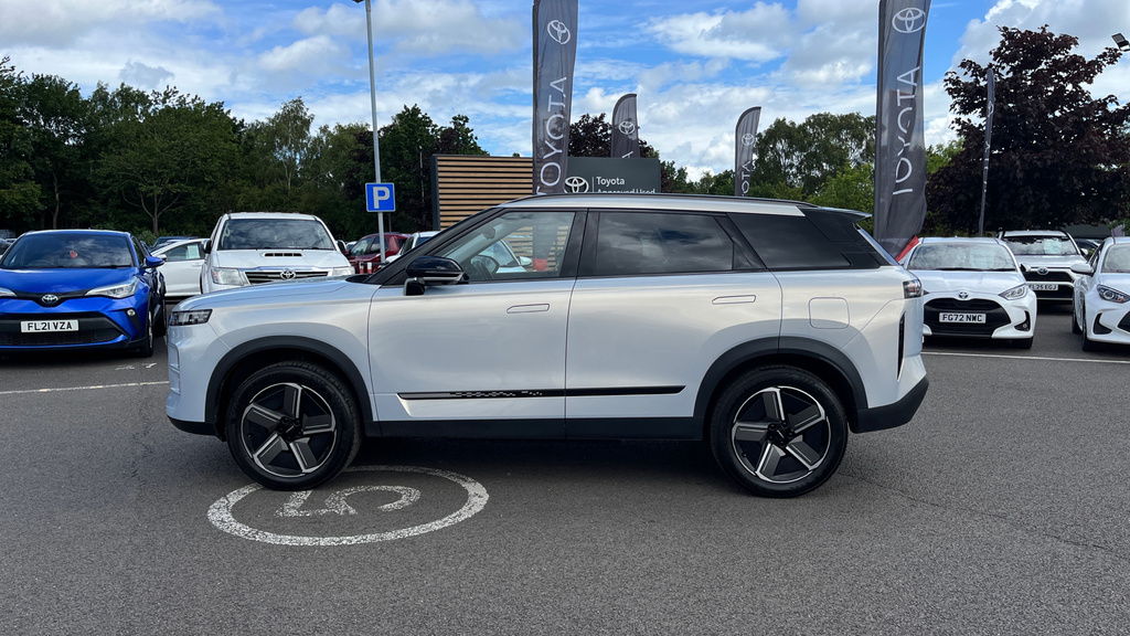 Omoda  1.5T Shs 34.46Kwh Noble Suv Plug-in Hyb White #24