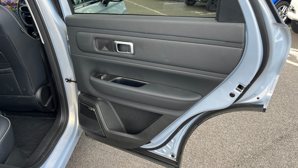 Omoda  1.5T Shs 34.46Kwh Noble Suv Plug-in Hyb White #39