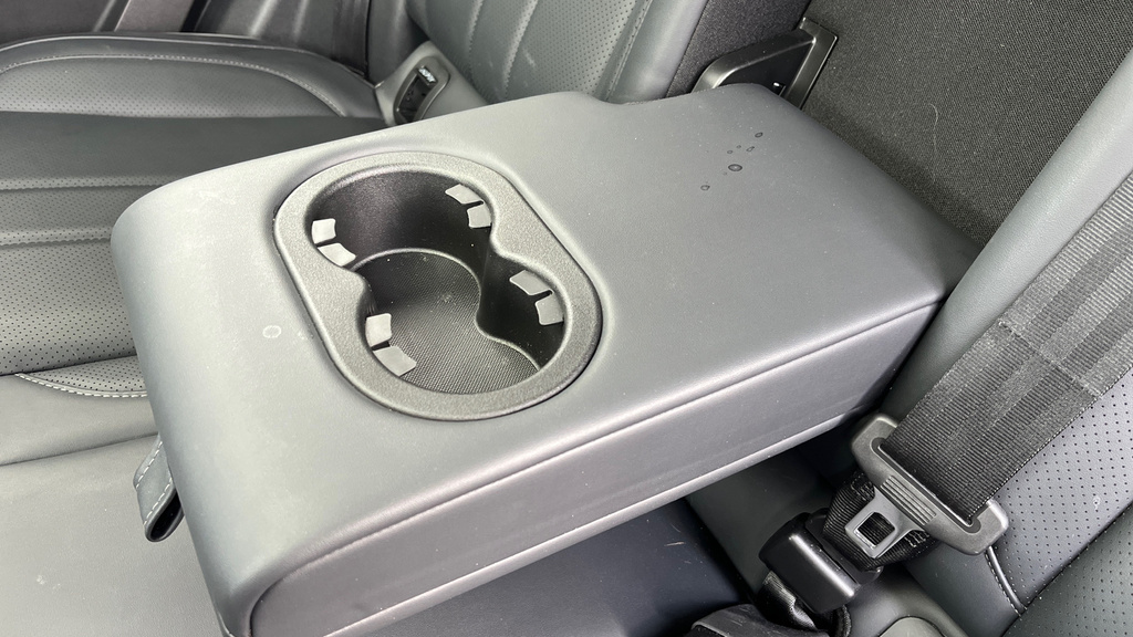 Omoda  1.5T Shs 34.46Kwh Noble Suv Plug-in Hyb White #49