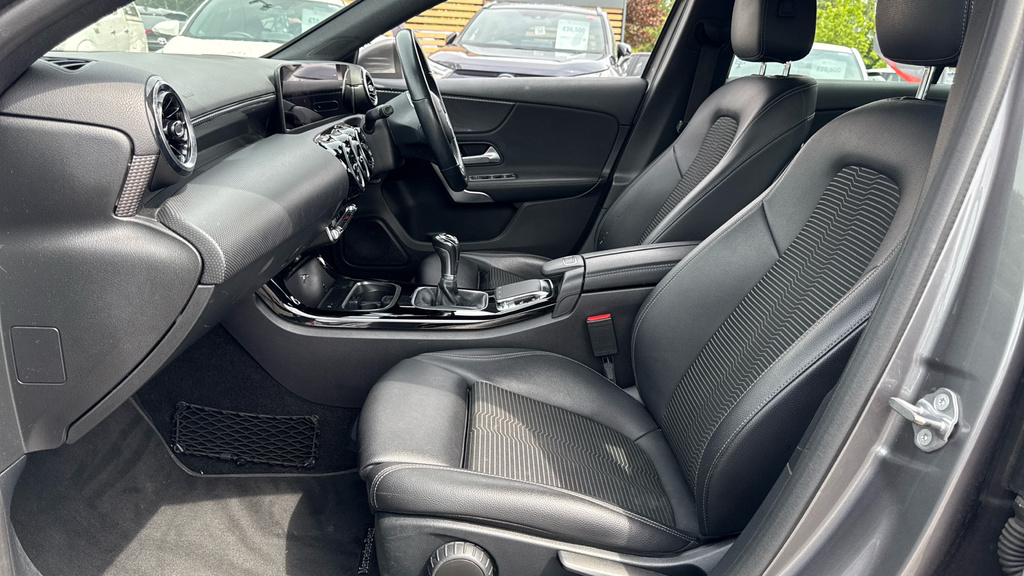 Mercedes-Benz A Class 1.3 A180 Sport Executive YN19YTW Grey #5