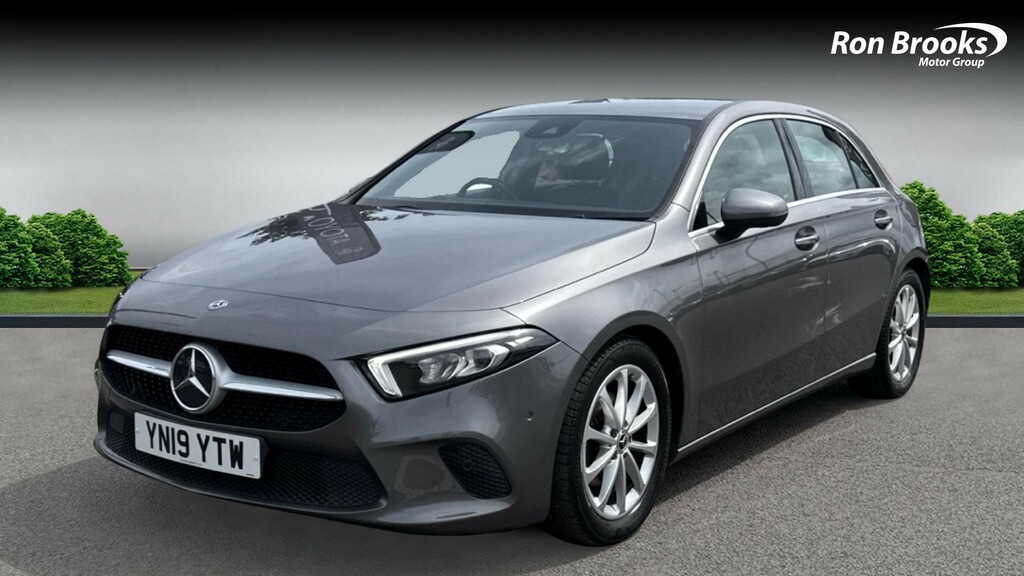 Mercedes-Benz A Class 1.3 A180 Sport Executive YN19YTW Grey #3