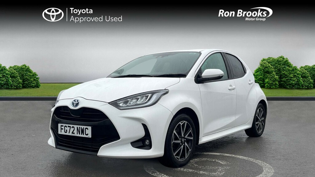 Toyota Yaris 1.5 Vvt-h Design E-cvt Eur FG72NWC White #3