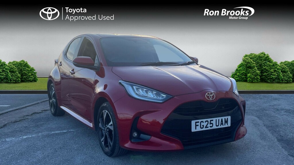 Toyota Yaris 1.5 Vvt-h Design E-cvt Eur Red