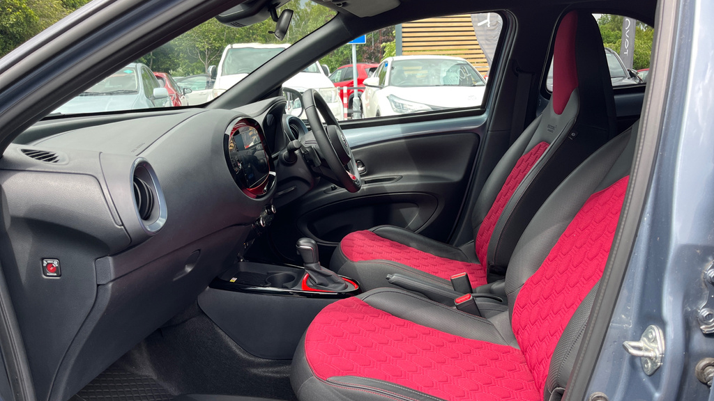 Toyota Aygo X 1.0 Vvt-i Undercover X-shi FH23BBN Grey #5